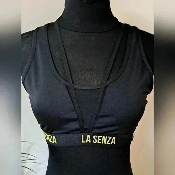 La Senza Black Sports Bra Mesh Criss Cross  Straps Size Small/Medium - Picture 3 of 13